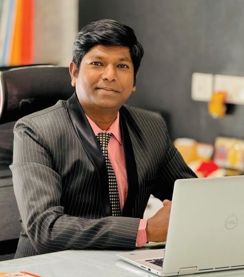 Manoj-Savale-Latur-Principal